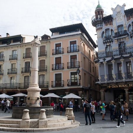 Apartamentos Plaza Del Torico Teruel Eksteriør bilde