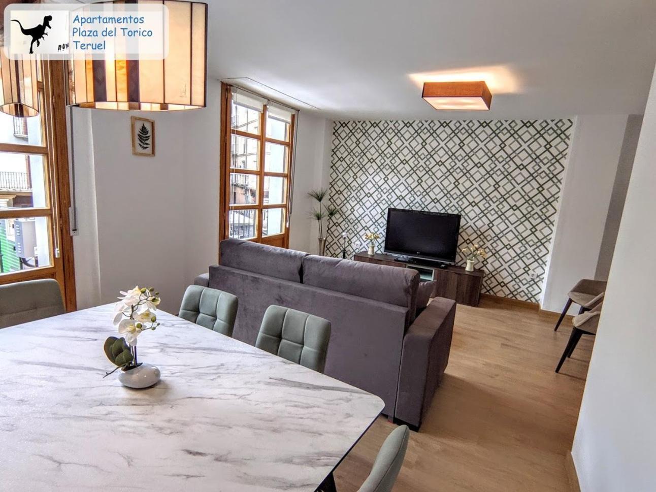 Apartamentos Plaza Del Torico Teruel Eksteriør bilde